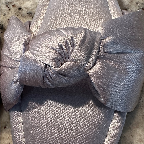 Draper James Metallic Silver Bow Slippers - Picture 3 of 8